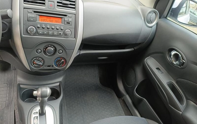 imagem-https://www.socarrao.com.br/sc-vehicle-images-prod/3273992/1789504711745-8319022_11_B_e532e021b7.jpeg
