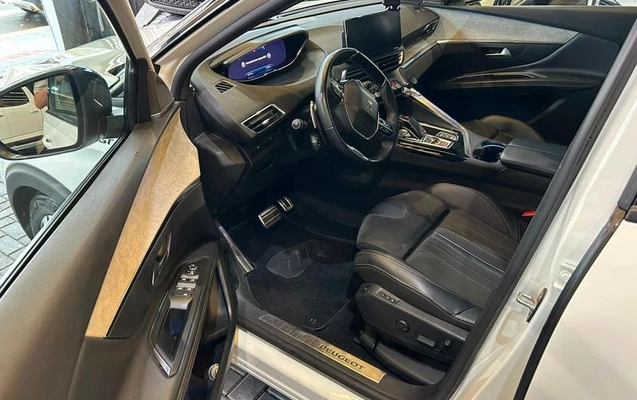 imagem-https://www.socarrao.com.br/sc-vehicle-images-prod/3274212/1787930792473-8383047_6_B_e188db8e17.jpeg