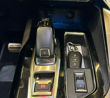 imagem-https://www.socarrao.com.br/sc-vehicle-images-prod/3274212/1787930792479-8383047_7_B_88f45a0cdd.jpeg