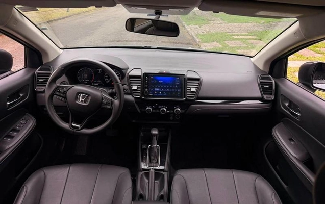 imagem-https://www.socarrao.com.br/sc-vehicle-images-prod/3274720/1786972148846-8363451_7_B_cf558fd351.jpeg