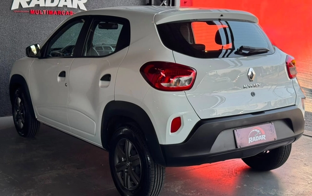 imagem-https://www.socarrao.com.br/sc-vehicle-images-prod/3274801/1786972543677-V2hhdHNBcHAgSW1hZ2UgMjAyNi0wOC0xNyBhdCAxMC4xNC4wMSAoMSkuanBlZw.jpeg