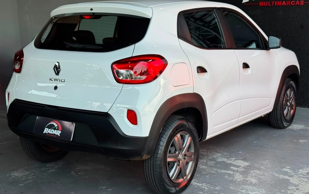 imagem-https://www.socarrao.com.br/sc-vehicle-images-prod/3274801/1786972543734-V2hhdHNBcHAgSW1hZ2UgMjAyNi0wOC0xNyBhdCAxMC4xNC4wMSAoMikuanBlZw.jpeg