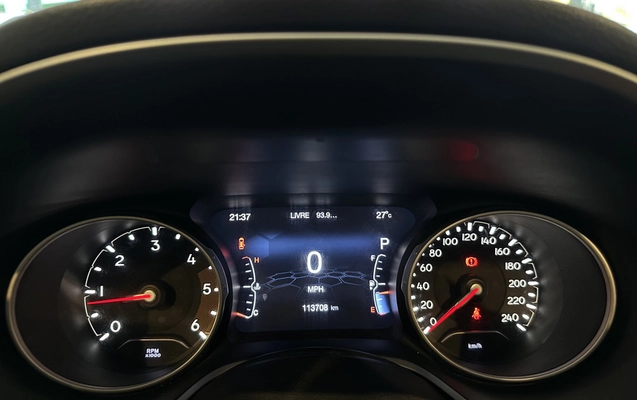 imagem-https://www.socarrao.com.br/sc-vehicle-images-prod/3274924/1789645720078-vehicle_image_1787166688_18689f296856bdce8600b50da9674e4a.jpeg