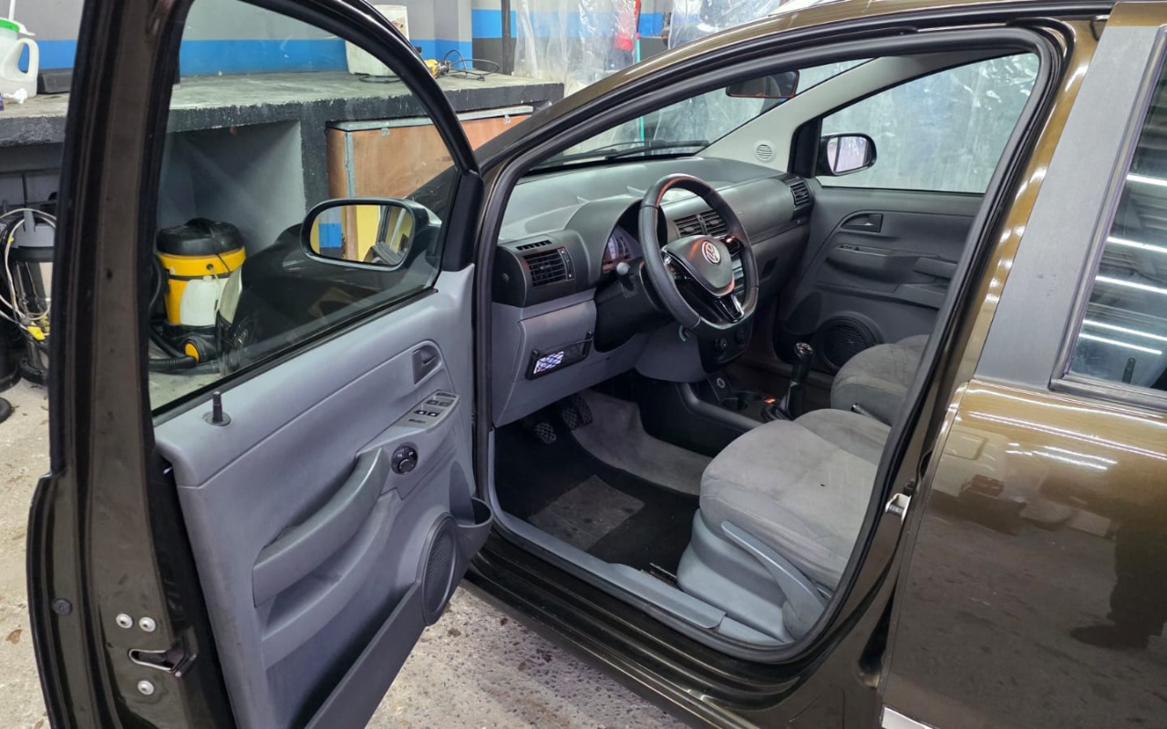 imagem-https://www.socarrao.com.br/sc-vehicle-images-prod/3274963/1786973217525-V2hhdHNBcHAgSW1hZ2UgMjAyNi0wOC0xNyBhdCAwOS4zNy40NSAoMSkuanBlZw.jpeg