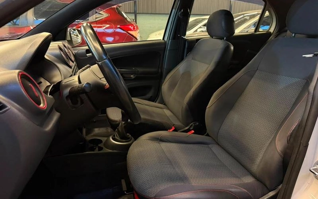 imagem-https://www.socarrao.com.br/sc-vehicle-images-prod/3275212/1786973825915-8354928_3_B_fe6f51ecaf.jpeg