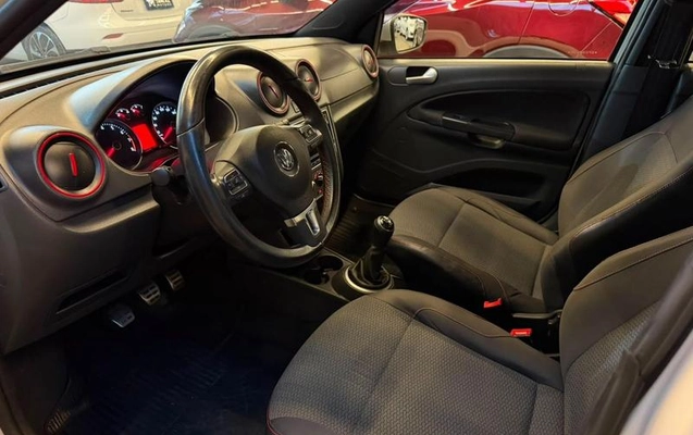 imagem-https://www.socarrao.com.br/sc-vehicle-images-prod/3275212/1786973825916-8354928_3_B_46c5ae903d.jpeg