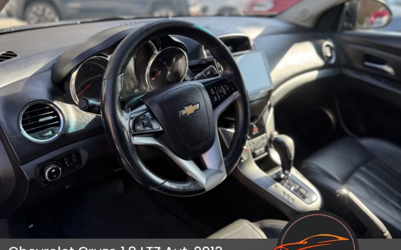 imagem-https://www.socarrao.com.br/sc-vehicle-images-prod/3275346/1786974149762-OS5qcGVn.jpeg