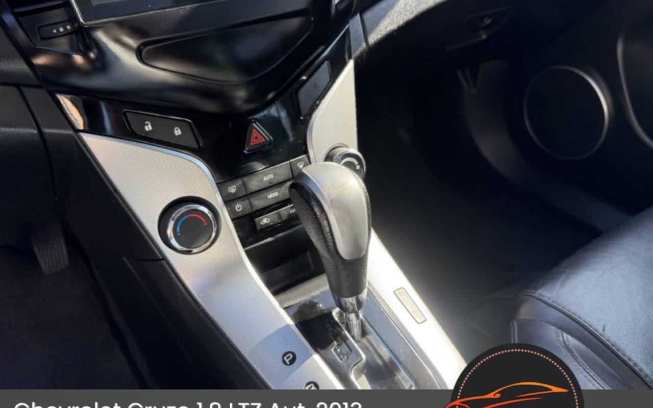 imagem-https://www.socarrao.com.br/sc-vehicle-images-prod/3275346/1786974149950-MTIuanBlZw.jpeg