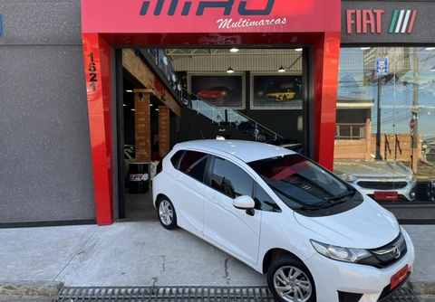 Honda Fit 2015 Branco — foto 1 de 3
