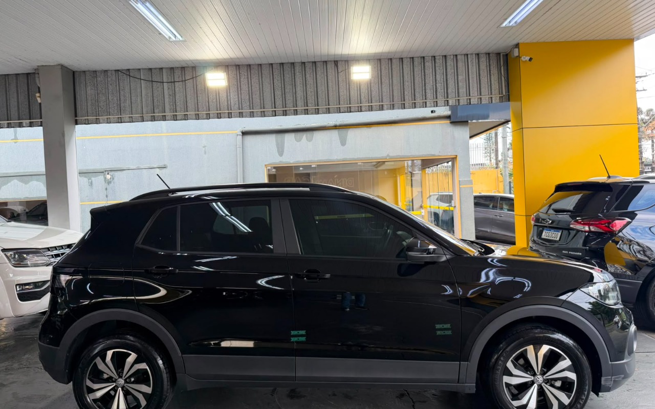 imagem-https://www.socarrao.com.br/sc-vehicle-images-prod/3275410/1786974706542-MjUuanBlZw.jpeg