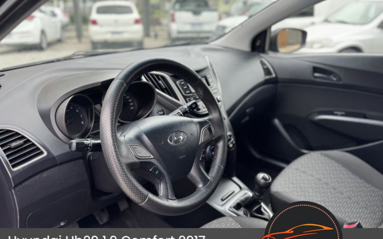 imagem-https://www.socarrao.com.br/sc-vehicle-images-prod/3275657/1786975208931-OS5qcGVn.jpeg