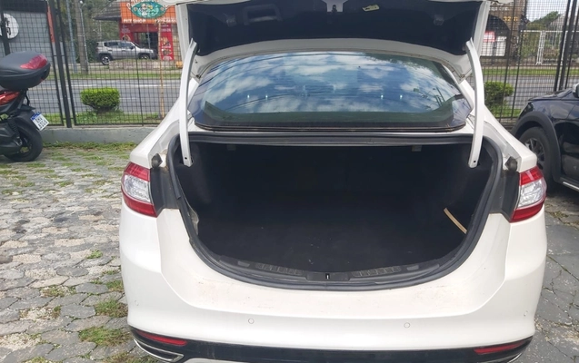 imagem-https://www.socarrao.com.br/sc-vehicle-images-prod/3275707/1786975869778-V2hhdHNBcHAgSW1hZ2UgMjAyNi0wOC0xMyBhdCAxNC41NC4zOSAoOCkuanBlZw.jpeg