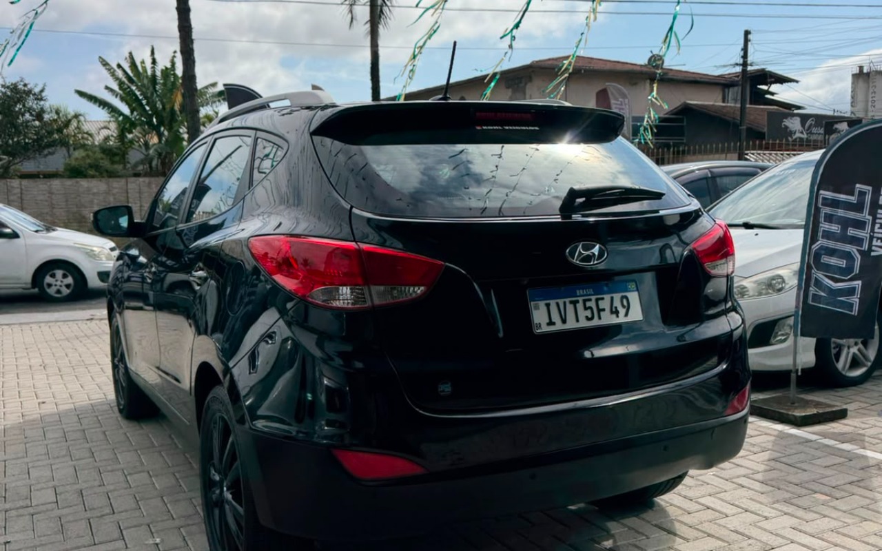 imagem-https://www.socarrao.com.br/sc-vehicle-images-prod/3275817/1786975840699-V2hhdHNBcHAgSW1hZ2UgMjAyNi0wOC0xNyBhdCAxMC40OC4yOCAoMSkuanBlZw.jpeg