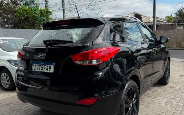 imagem-https://www.socarrao.com.br/sc-vehicle-images-prod/3275817/1786975840830-V2hhdHNBcHAgSW1hZ2UgMjAyNi0wOC0xNyBhdCAxMC40OC4yOC5qcGVn.jpeg