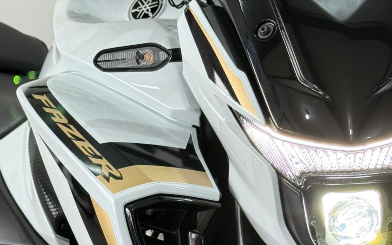 imagem-https://www.socarrao.com.br/sc-vehicle-images-prod/3275832/1786976024426-V2hhdHNBcHAgSW1hZ2UgMjAyNS0xMS0xNSBhdCAxNi40Mi4wNCAoMSkuanBlZw.jpeg