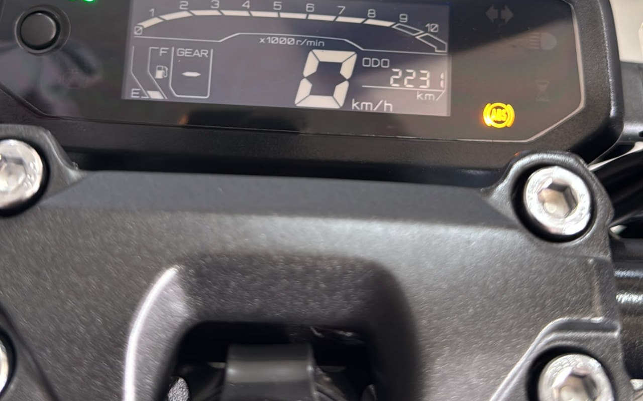 imagem-https://www.socarrao.com.br/sc-vehicle-images-prod/3275859/1786976087085-V2hhdHNBcHAgSW1hZ2UgMjAyNi0wOC0xNSBhdCAxNC4yOC4xOS5qcGVn.jpeg