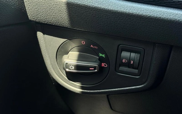 imagem-https://www.socarrao.com.br/sc-vehicle-images-prod/3275866/1788184702913-8385400_12_B_19e15165dc.jpeg