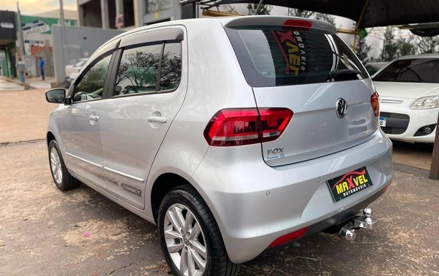 imagem-https://www.socarrao.com.br/sc-vehicle-images-prod/3275875/1788358887016-8348971_5_B_310899e507.jpeg