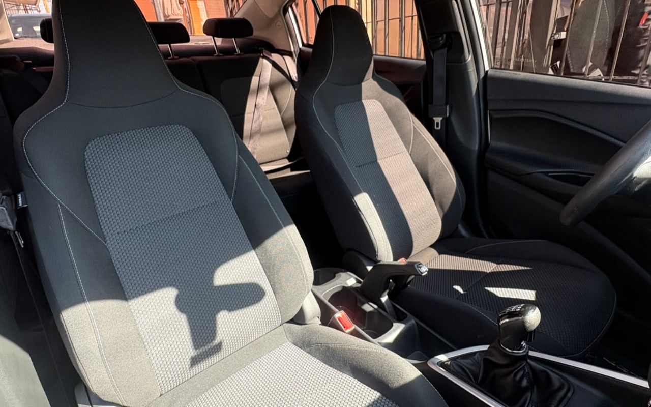 imagem-https://www.socarrao.com.br/sc-vehicle-images-prod/3275975/1786976393185-V2hhdHNBcHAgSW1hZ2UgMjAyNi0wOC0xNyBhdCAxMC41Mi4yNy5qcGVn.jpeg
