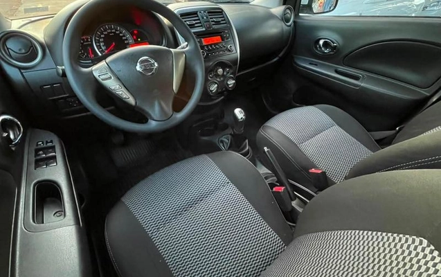 imagem-https://www.socarrao.com.br/sc-vehicle-images-prod/3276128/1788360719214-8346027_12_B_312ff4741e.jpeg