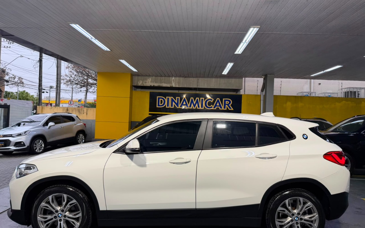 imagem-https://www.socarrao.com.br/sc-vehicle-images-prod/3276181/1786976898625-Mi5qcGVn.jpeg