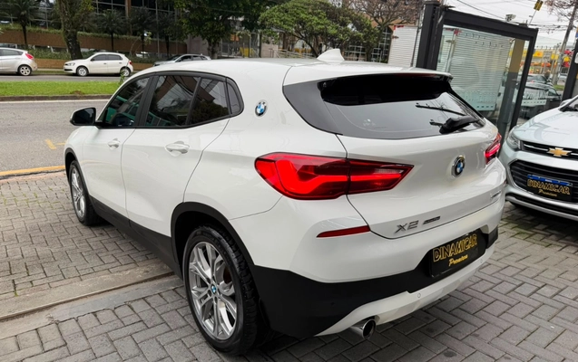 imagem-https://www.socarrao.com.br/sc-vehicle-images-prod/3276181/1786976898819-NS5qcGVn.jpeg