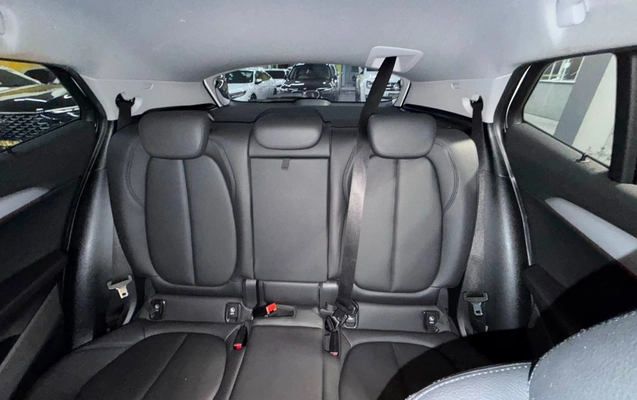 imagem-https://www.socarrao.com.br/sc-vehicle-images-prod/3276181/1786976900065-MTguanBlZw.jpeg