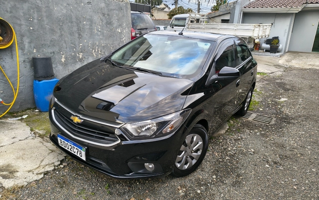 imagem-https://www.socarrao.com.br/sc-vehicle-images-prod/3276220/1786977014919-SU1HXzIwMjYwNzA2XzE3MDgwMjQ4MF9IRFIuanBn.jpg