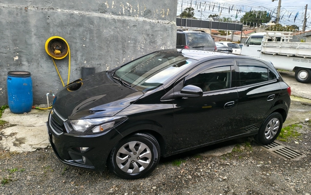 imagem-https://www.socarrao.com.br/sc-vehicle-images-prod/3276220/1786977015104-SU1HXzIwMjYwNzA2XzE3MDgwNzU1M19IRFIuanBn.jpg