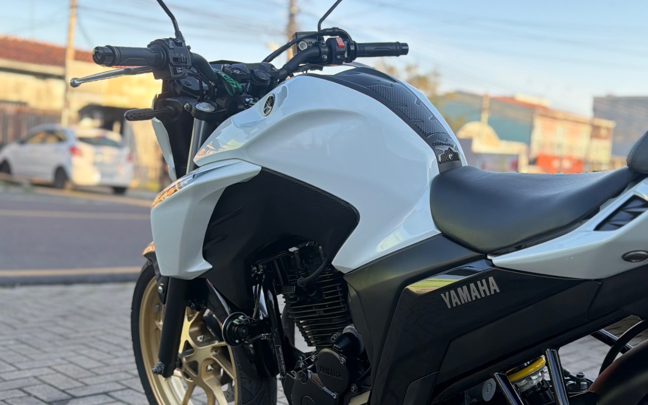 imagem-https://www.socarrao.com.br/sc-vehicle-images-prod/3276288/1786998347526-SU1HXzA5NDUuanBlZw.jpeg