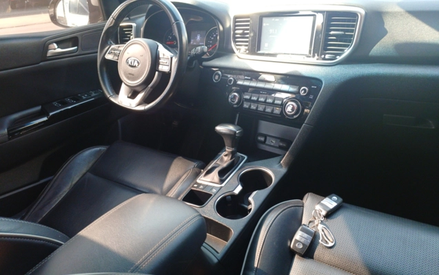 imagem-https://www.socarrao.com.br/sc-vehicle-images-prod/3276346/1787145140845-app-photos-ZoXmNiJXCjzMiYdZsHdOW8WVW5tny16Y.jpg