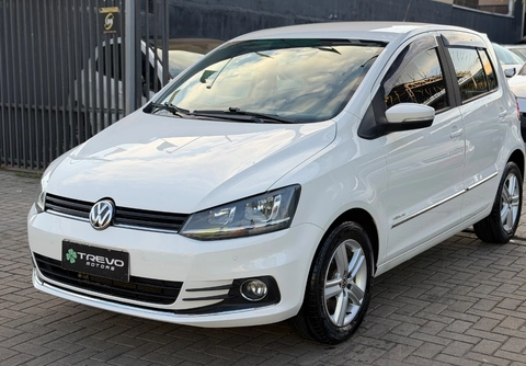 Volkswagen Fox 2016 Branco — foto 1 de 3