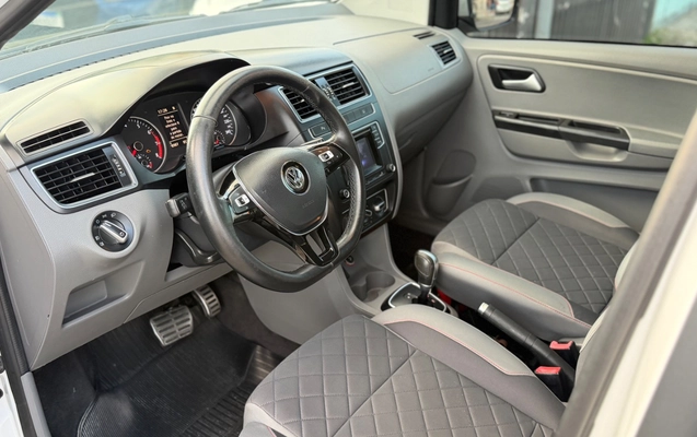 imagem-https://www.socarrao.com.br/sc-vehicle-images-prod/3276457/1787864007766-SU1HXzExOTEuanBlZw.jpeg