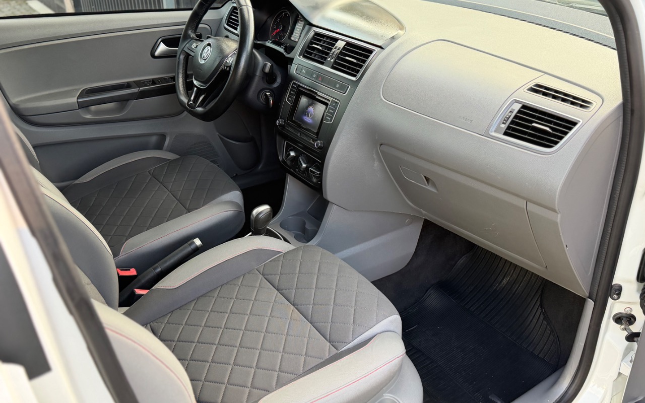 imagem-https://www.socarrao.com.br/sc-vehicle-images-prod/3276457/1787864008179-SU1HXzExODguanBlZw.jpeg