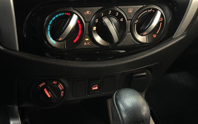 imagem-https://www.socarrao.com.br/sc-vehicle-images-prod/3276487/1789419656189-8031207_14_B_ce356770ba.jpeg