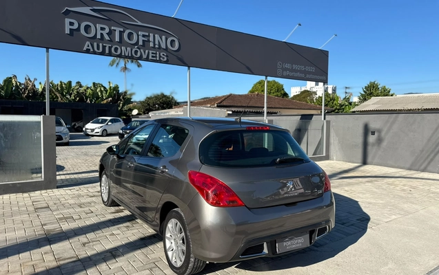 imagem-https://www.socarrao.com.br/sc-vehicle-images-prod/3276543/1786978207939-003_7f96bb47ab2ee04da188422b8a1c6e5d.jpeg