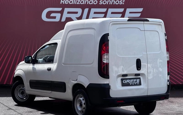 imagem-https://www.socarrao.com.br/sc-vehicle-images-prod/3276568/1789061333696-8382375_3_B_cbde443a8c.jpeg