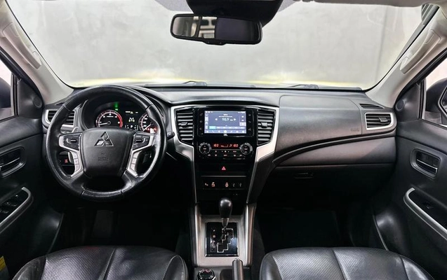 imagem-https://www.socarrao.com.br/sc-vehicle-images-prod/3276569/1789419686565-8369160_10_B_5ea034e26b.jpeg