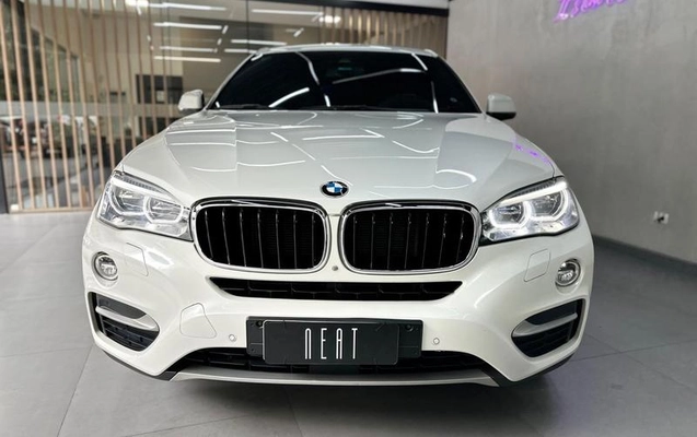 imagem-https://www.socarrao.com.br/sc-vehicle-images-prod/3276571/1789571858939-8323752_9_B_18aed3bc0e.jpeg