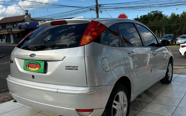 imagem-https://www.socarrao.com.br/sc-vehicle-images-prod/3276685/1788383020498-MmQ2MTgzOTItN2JmOC00NjI0LTg1MmMtZTcxNzJlYzQxZDBhLmpwZw.jpg