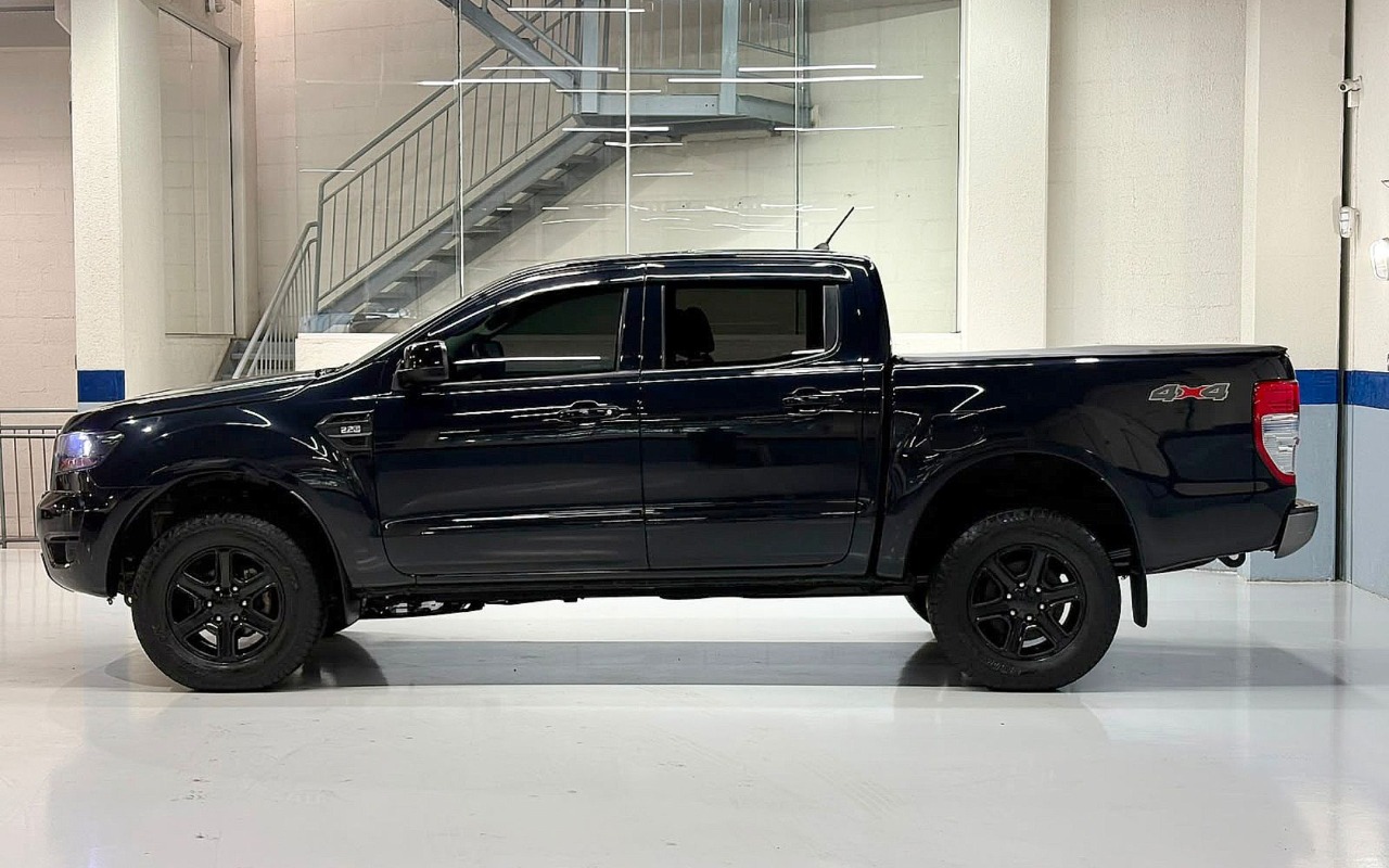 imagem-https://www.socarrao.com.br/sc-vehicle-images-prod/3276761/1786979296885-Rk9SRCBSQU5HRVIgWExTQ0Q0IC0gMjAyMCAtIFBSRVRPIC0gQUJKM0kxMCAoMykuanBn.jpg