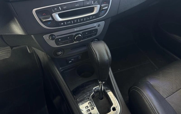 imagem-https://www.socarrao.com.br/sc-vehicle-images-prod/3277076/1787236070357-8386032_15_B_911e368b8a.jpeg