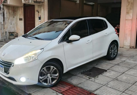 Peugeot 208 2016 Branco — foto 1 de 3