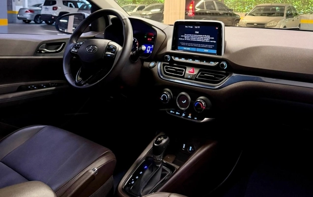 imagem-https://www.socarrao.com.br/sc-vehicle-images-prod/3277353/1788620113891-awFjqRarybPjE1BrTGhmCHI3hS6x8XvF.jpg