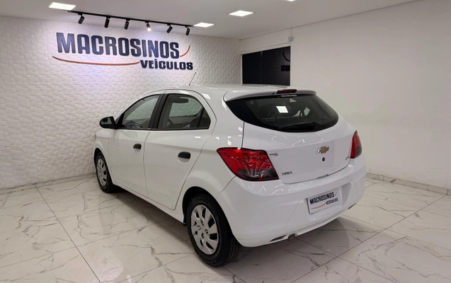 imagem-https://www.socarrao.com.br/sc-vehicle-images-prod/3277728/1786982473632-ded6910a11944a2790d348c88367249d_1778249282841.jpg