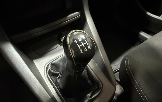imagem-https://www.socarrao.com.br/sc-vehicle-images-prod/3277752/1786982529134-vehicle_image_1786982525_a0b0ddfa8b8d8e67ede44e8f38fb2ce4.jpeg