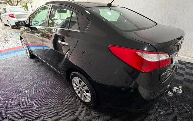 imagem-https://www.socarrao.com.br/sc-vehicle-images-prod/3277829/1789045773687-8369253_1_B_5d5c68565f.jpeg