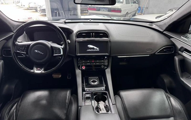 imagem-https://www.socarrao.com.br/sc-vehicle-images-prod/3278314/1789394185923-8386946_10_B_43e88cd283.jpeg