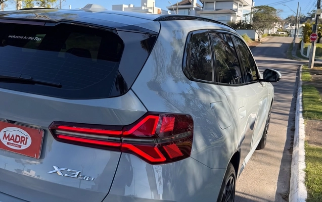 imagem-https://www.socarrao.com.br/sc-vehicle-images-prod/3278901/1786985753672-003_01ad015a958f4b028ba11698c8a93123.jpg