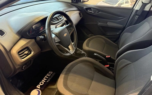 imagem-https://www.socarrao.com.br/sc-vehicle-images-prod/3278925/1786985862376-8347510_5_B_5a76ecbb12.jpeg